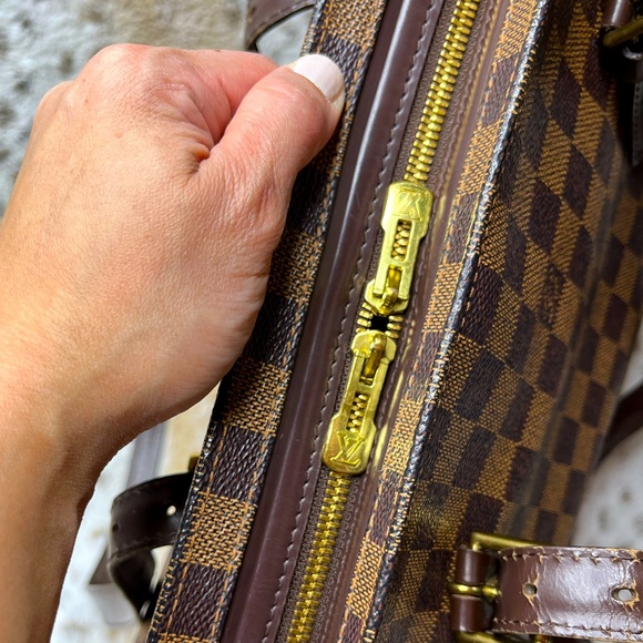 Louis Vuitton Damier Chelsea Tote bag - Picture 10 of 16